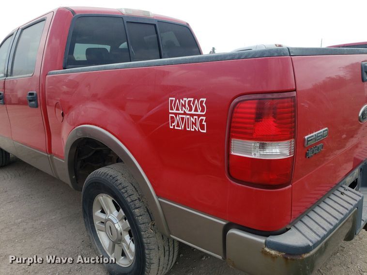 image for item LT9739 2004 Ford F150  SuperCrew pickup truck