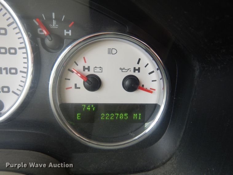 image for item LT9739 2004 Ford F150  SuperCrew pickup truck