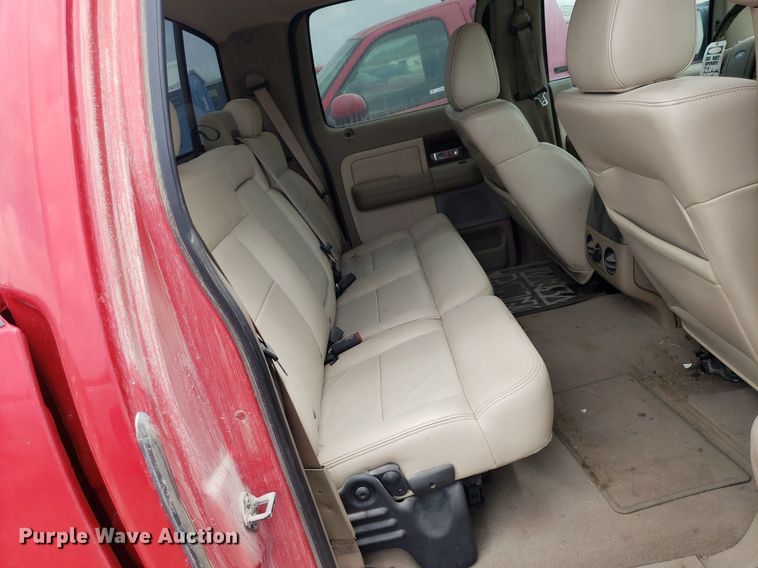 image for item LT9739 2004 Ford F150  SuperCrew pickup truck