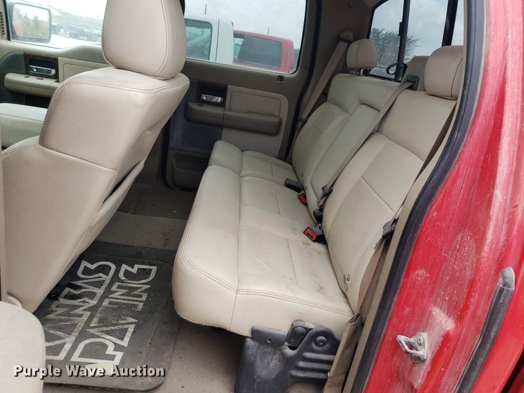 image for item LT9739 2004 Ford F150  SuperCrew pickup truck