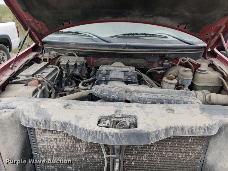 image for item LT9739 2004 Ford F150  SuperCrew pickup truck