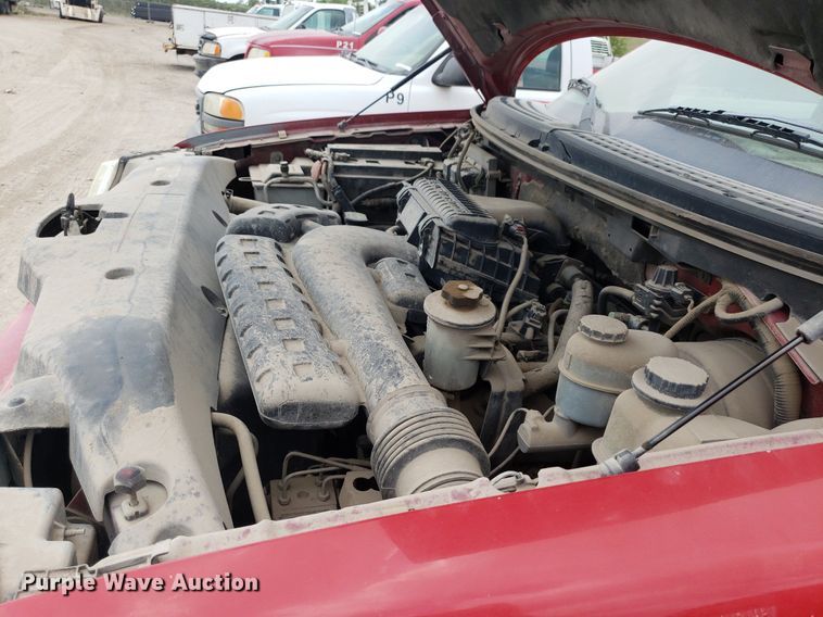 image for item LT9739 2004 Ford F150  SuperCrew pickup truck