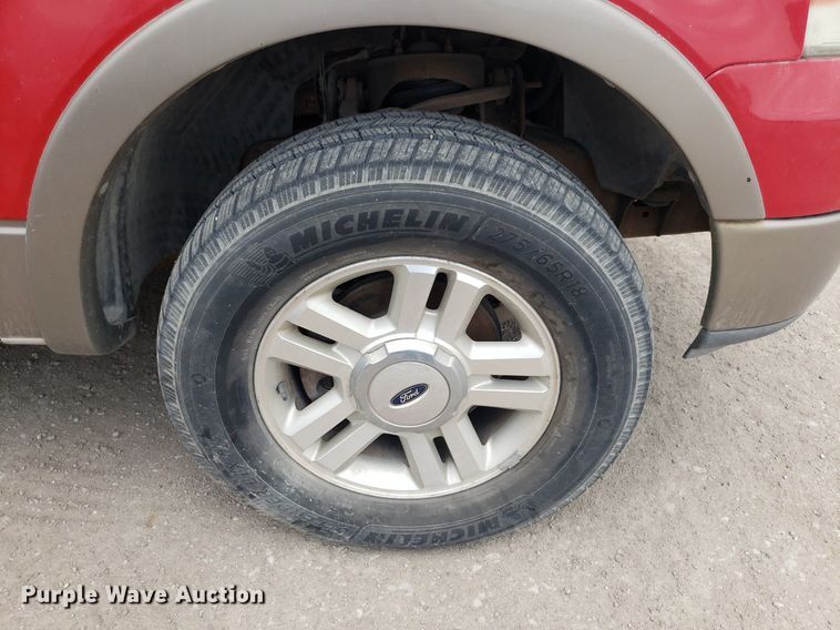 image for item LT9739 2004 Ford F150  SuperCrew pickup truck