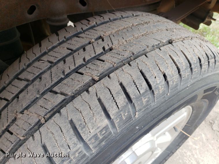 image for item LT9739 2004 Ford F150  SuperCrew pickup truck