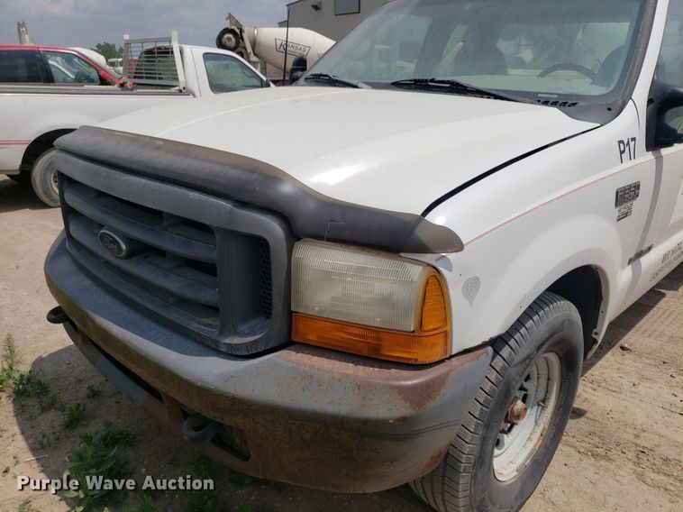 image for item LT9743 1999 Ford F350 Super Duty  SuperCab utility bed pickup truck