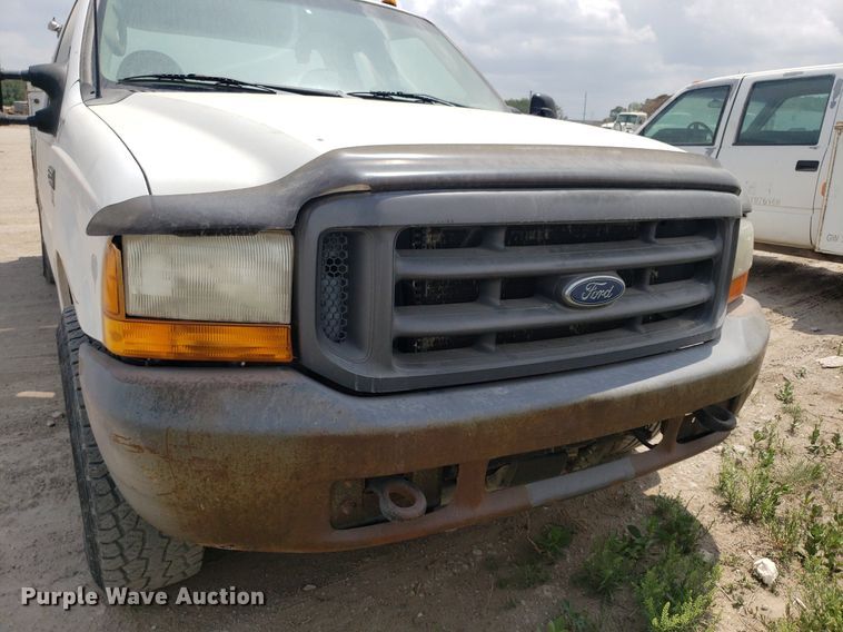 image for item LT9743 1999 Ford F350 Super Duty  SuperCab utility bed pickup truck