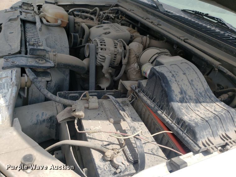 image for item LT9743 1999 Ford F350 Super Duty  SuperCab utility bed pickup truck