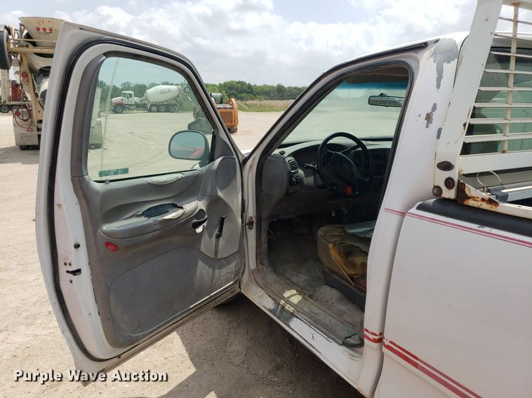 image for item LT9744 1997 Ford F150  pickup truck