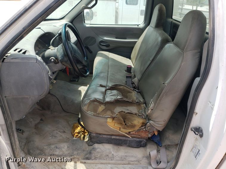 image for item LT9744 1997 Ford F150  pickup truck