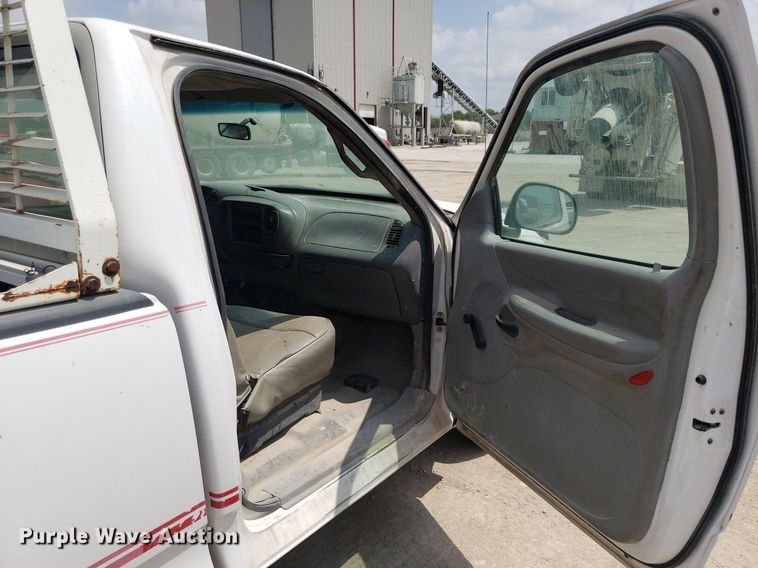 image for item LT9744 1997 Ford F150  pickup truck