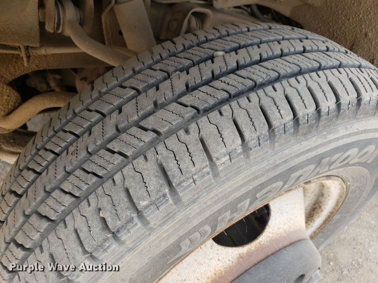 image for item LT9748 1994 Chevrolet K3500  Crew Cab utility bed pickup truck