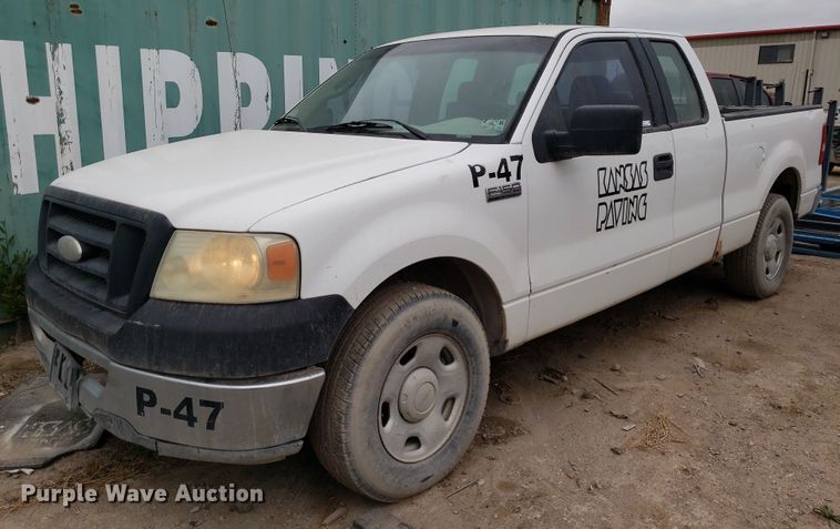 image for item LT9753 2006 Ford F150  SuperCab pickup truck