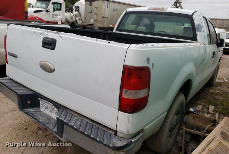image for item LT9753 2006 Ford F150  SuperCab pickup truck