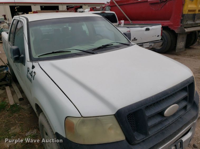 image for item LT9753 2006 Ford F150  SuperCab pickup truck