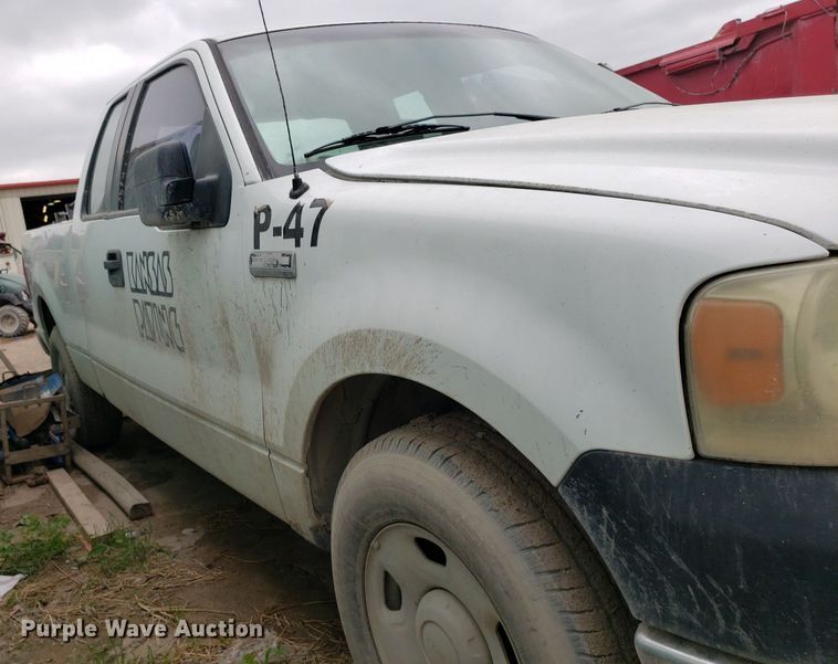 image for item LT9753 2006 Ford F150  SuperCab pickup truck
