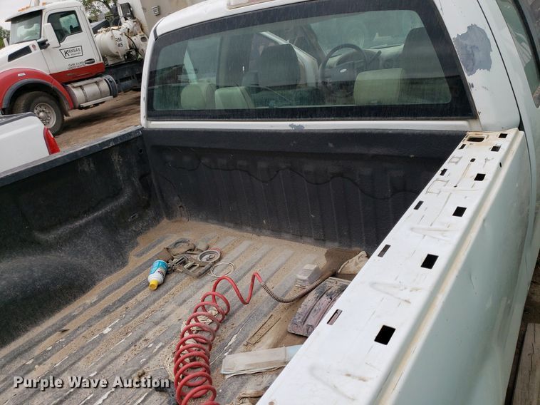 image for item LT9753 2006 Ford F150  SuperCab pickup truck