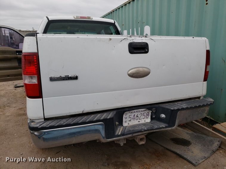 image for item LT9753 2006 Ford F150  SuperCab pickup truck