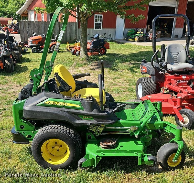 image for item LW9579 John Deere Z930M  ZTR lawn mower