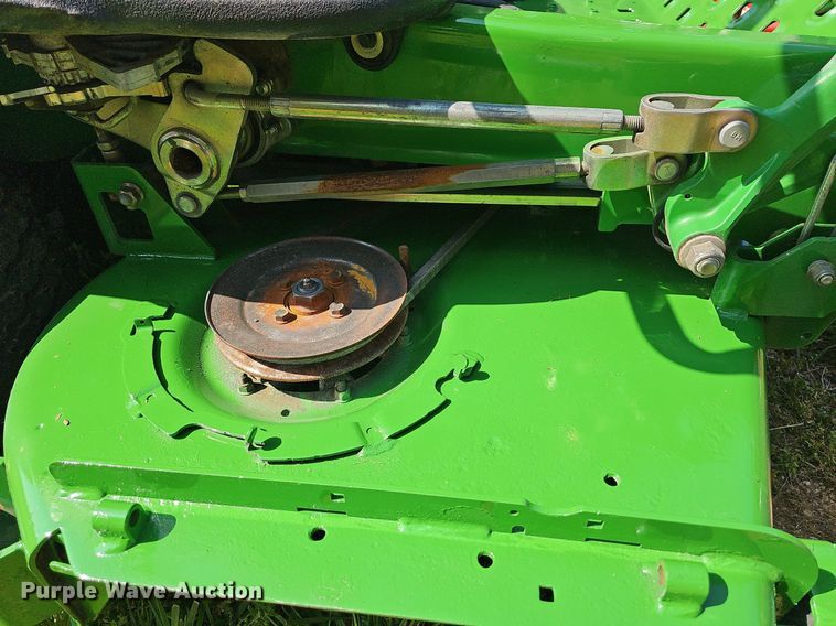 image for item LW9579 John Deere Z930M  ZTR lawn mower