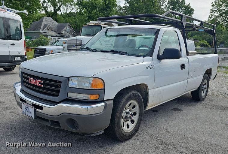 image for item LW9607 2006 GMC Sierra 1500  pickup truck
