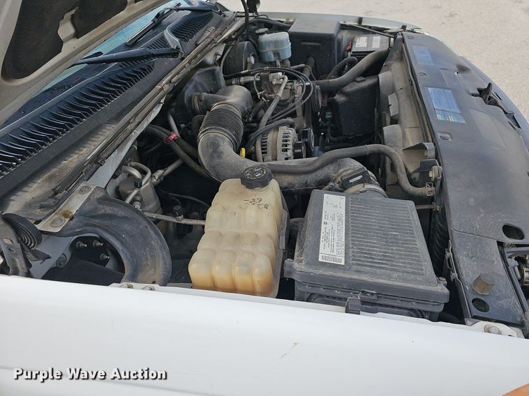 image for item LW9607 2006 GMC Sierra 1500  pickup truck