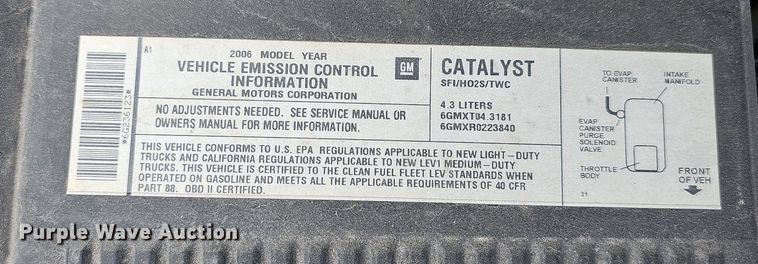 image for item LW9607 2006 GMC Sierra 1500  pickup truck