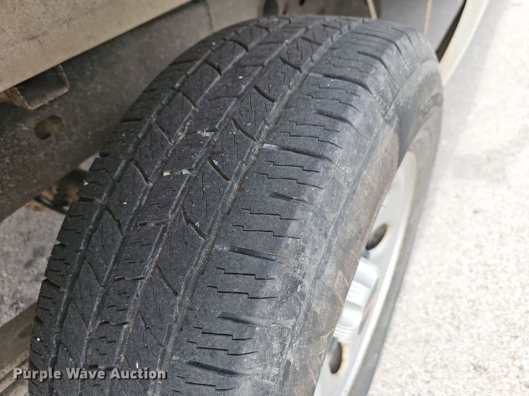 image for item LW9607 2006 GMC Sierra 1500  pickup truck