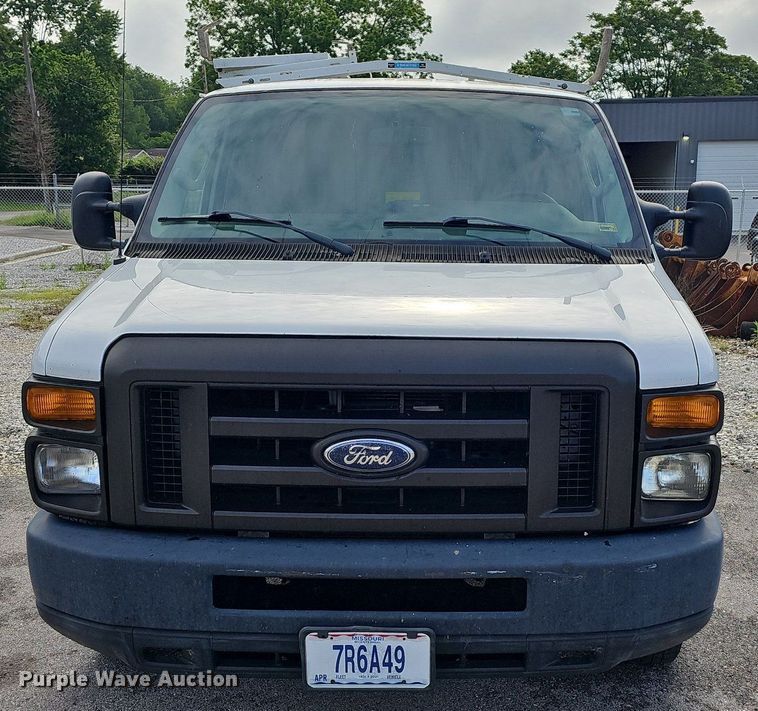 image for item LW9608 2011 Ford E150  van