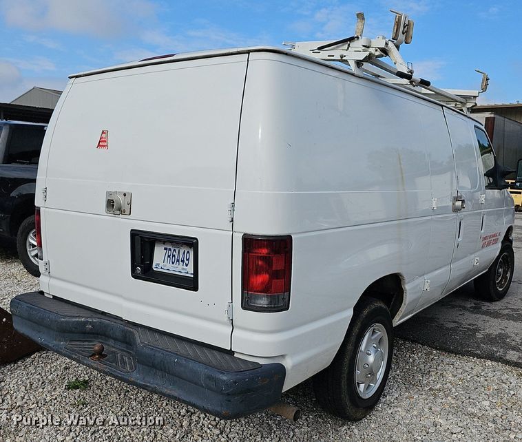 image for item LW9608 2011 Ford E150  van