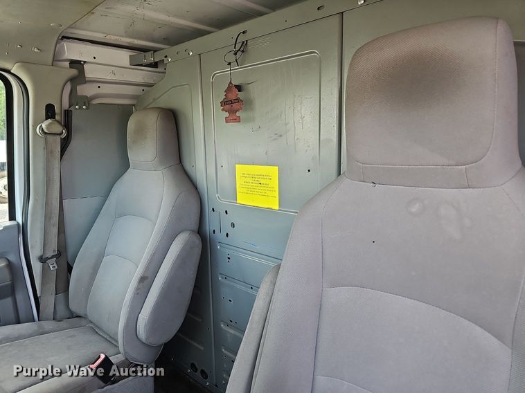 image for item LW9608 2011 Ford E150  van