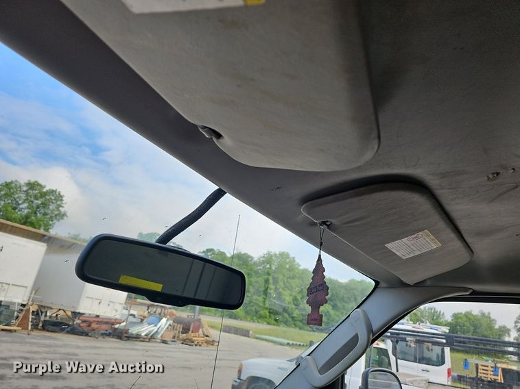 image for item LW9608 2011 Ford E150  van