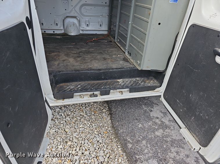 image for item LW9608 2011 Ford E150  van