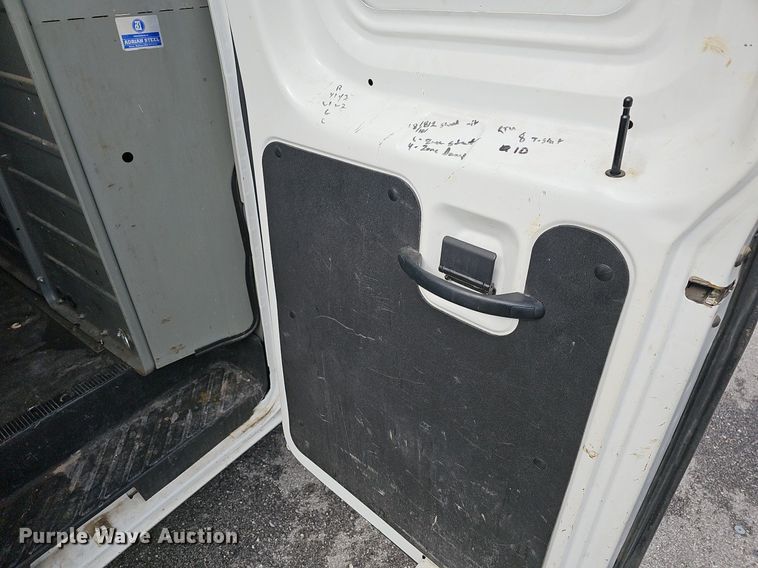 image for item LW9608 2011 Ford E150  van