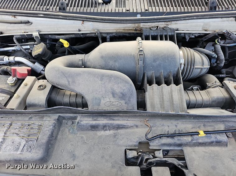 image for item LW9608 2011 Ford E150  van