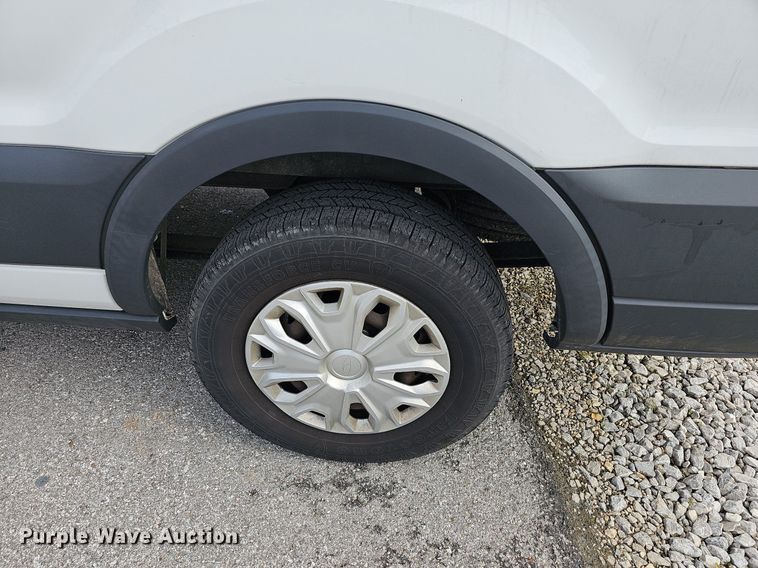 image for item LW9609 2016 Ford Transit  van