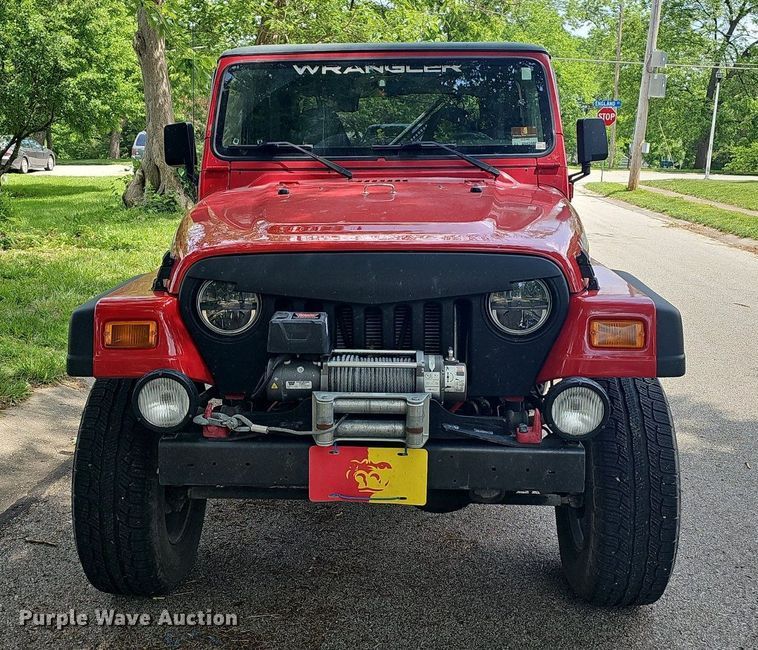 image for item LW9617 2001 Jeep Wrangler Sport  SUV