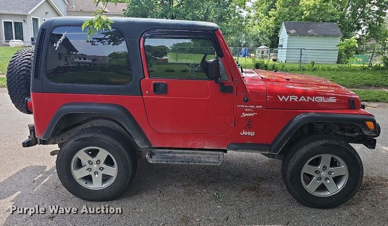 image for item LW9617 2001 Jeep Wrangler Sport  SUV