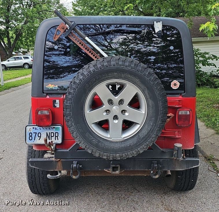 image for item LW9617 2001 Jeep Wrangler Sport  SUV