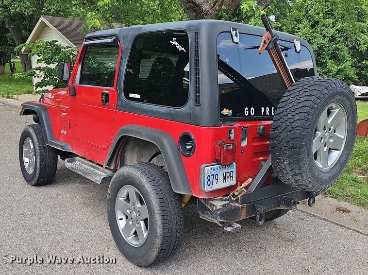 image for item LW9617 2001 Jeep Wrangler Sport  SUV