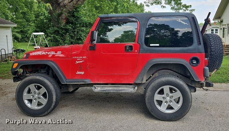 image for item LW9617 2001 Jeep Wrangler Sport  SUV