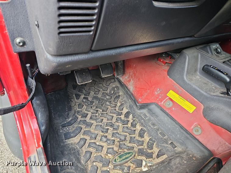 image for item LW9617 2001 Jeep Wrangler Sport  SUV