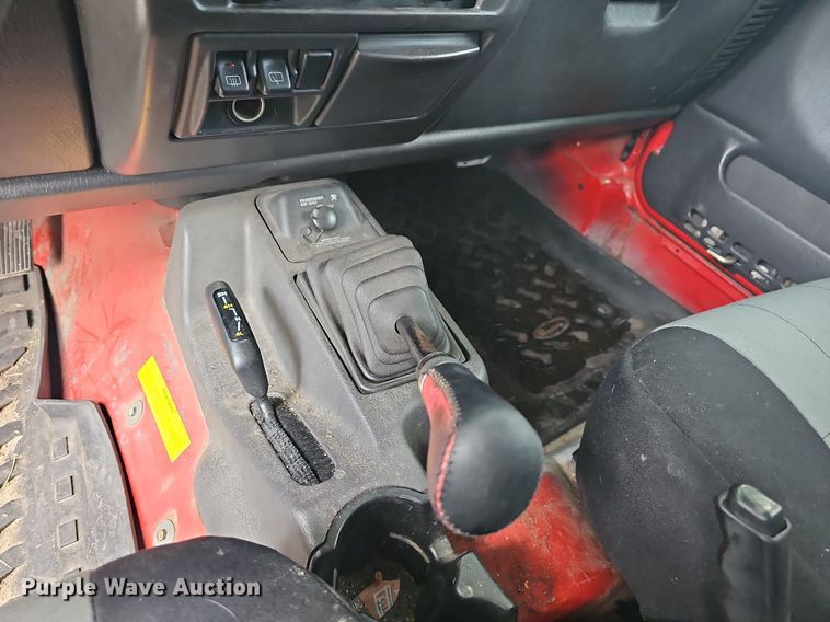 image for item LW9617 2001 Jeep Wrangler Sport  SUV