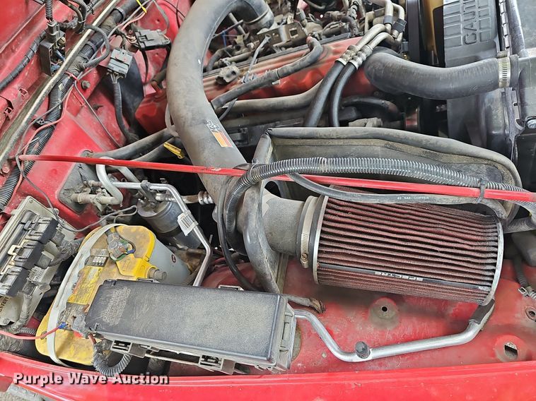 image for item LW9617 2001 Jeep Wrangler Sport  SUV