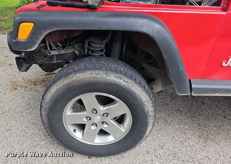 image for item LW9617 2001 Jeep Wrangler Sport  SUV