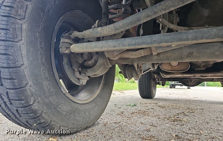 image for item LW9617 2001 Jeep Wrangler Sport  SUV