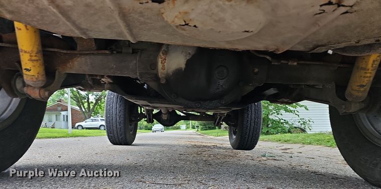 image for item LW9617 2001 Jeep Wrangler Sport  SUV