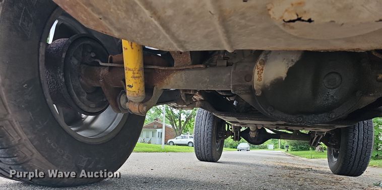 image for item LW9617 2001 Jeep Wrangler Sport  SUV