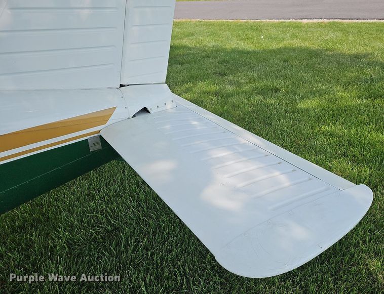 image for item LW9618 1971 Piper Aircraft PA28-180  airplane