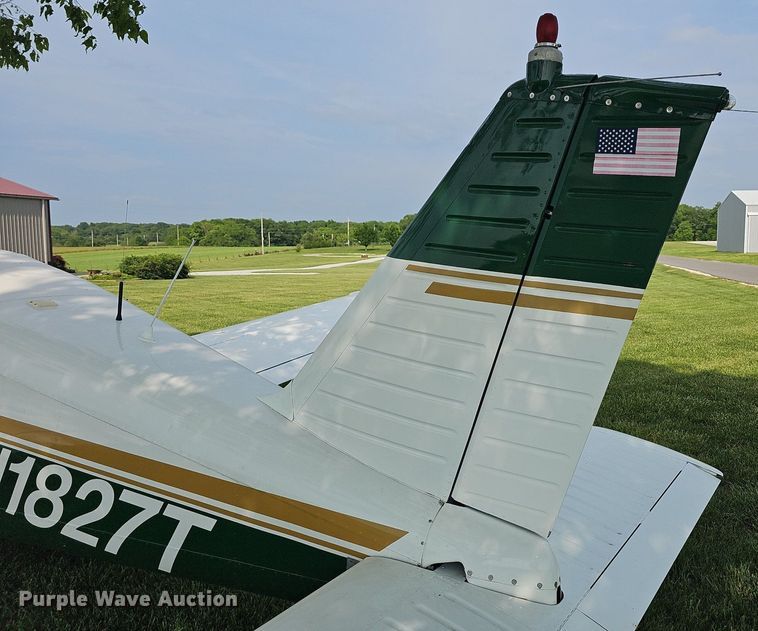 image for item LW9618 1971 Piper Aircraft PA28-180  airplane