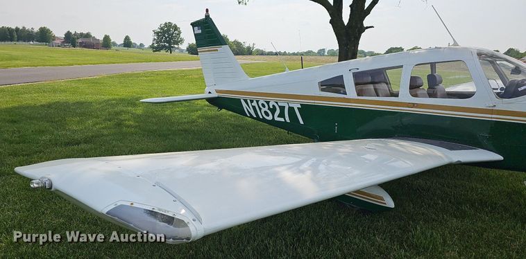 image for item LW9618 1971 Piper Aircraft PA28-180  airplane